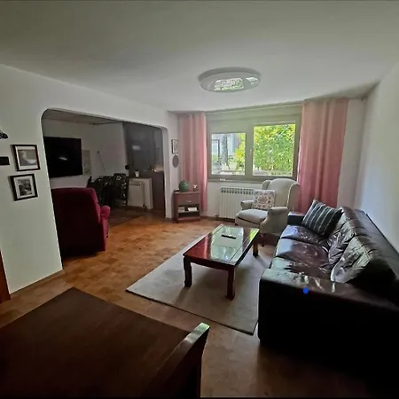 Townhouse Aerodrom Villa