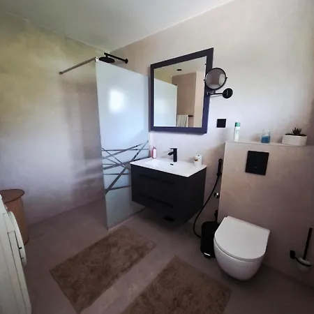 Townhouse Aerodrom Vila *
