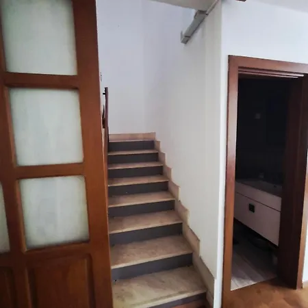 Townhouse Aerodrom *